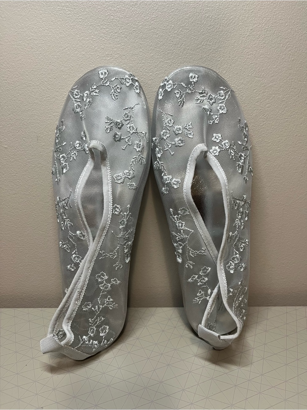 H&M Women’s Embroidered Silver Ballet Pumps - Size 8
